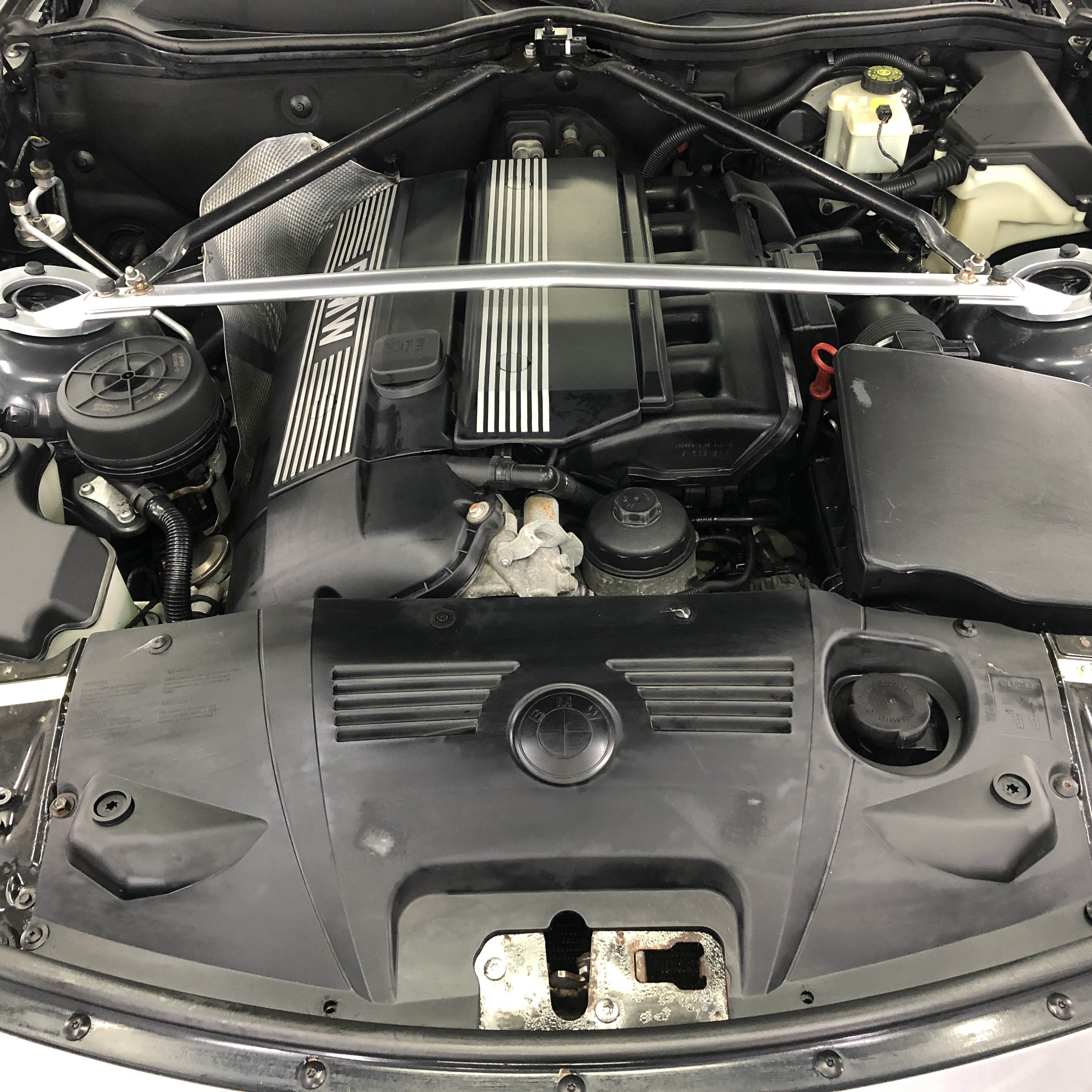 BMW Z4 - Мойка двигателя